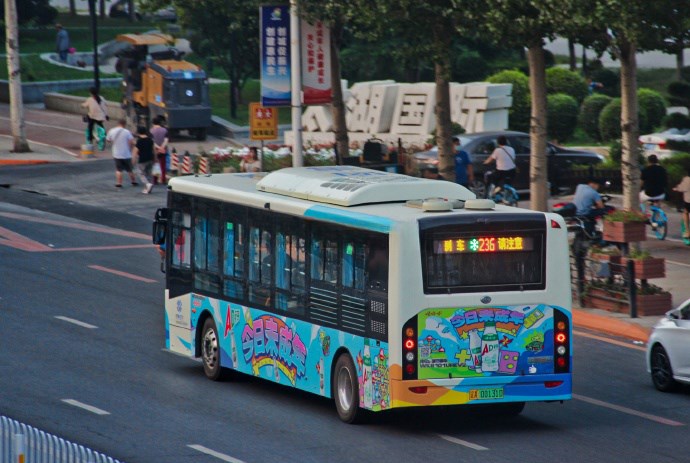 沈陽公交車巴士廣告價格收費標準，沈陽公交車身貼廣告案例優(yōu)勢